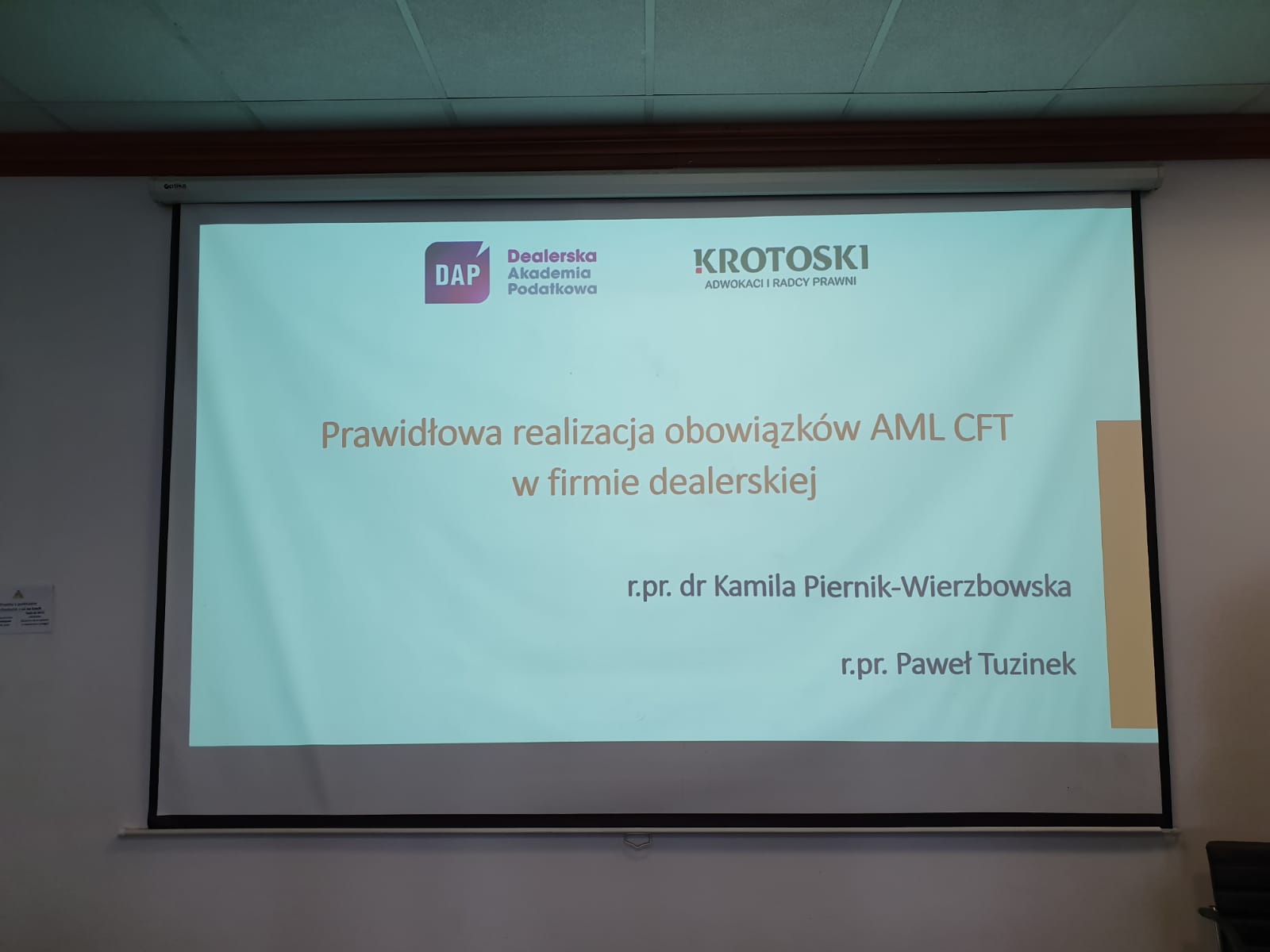 Prawidłowa realizacja obowiązków AML w firmie dealerskiej - szkolenie